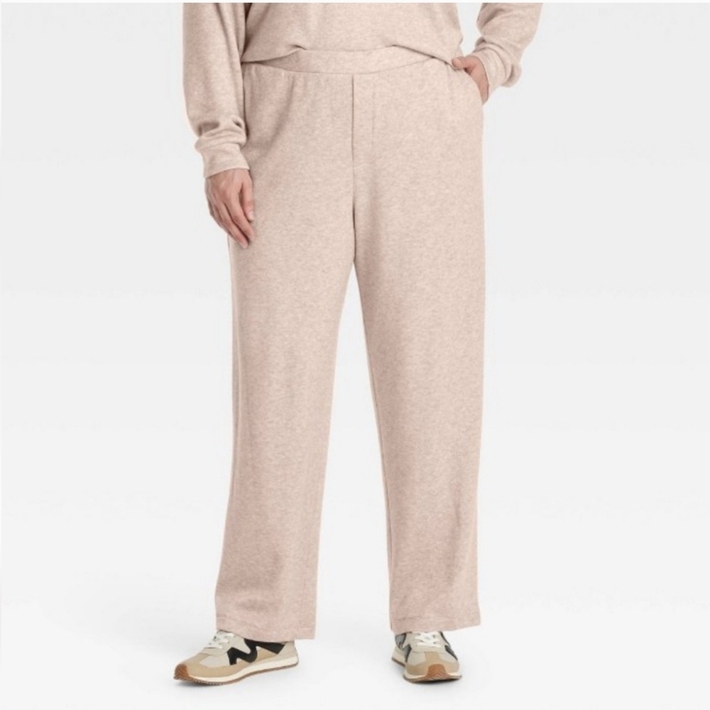 Woman's High Rise Knitted Sweatpants - Light Brown - Universal Thread - XXL